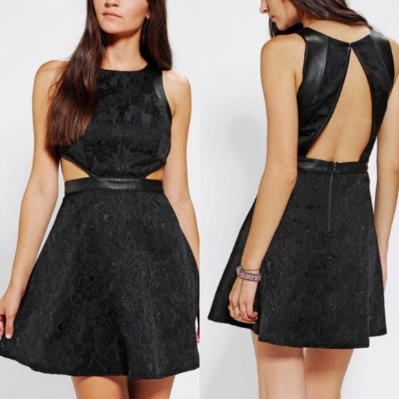 silence + noise Dresses & Skirts - Jacquard Cutout Dress 6 Leather Trim Floral Textured Brocade A-Line Open Back